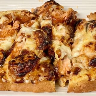 Buffalo Chicken Flatbread Dinner